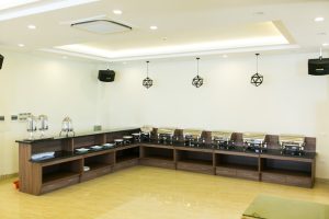 Quầy phục vụ nhà ăn tại nhà hàng Khách sạn Royal Sầm Sơn