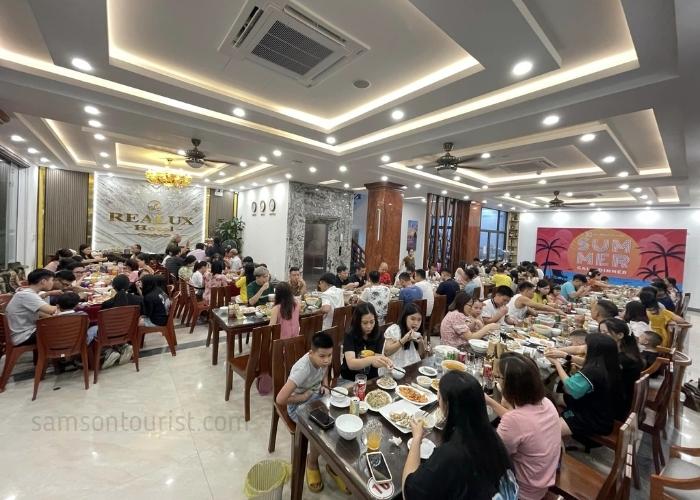 Khu ăn uống tiện nghi