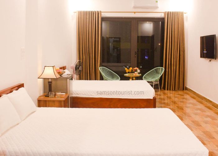 Phòng đôi khách sạn Kinh Queen