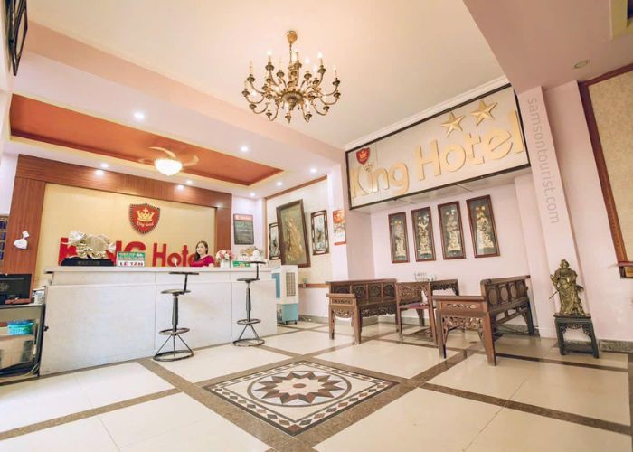 Quầy lễ tân khách sạn King hotel Sầm Sơn