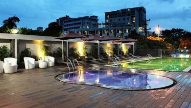 Bể bơi khách sạn 4* Dragon Sea Hotel tại bãi B