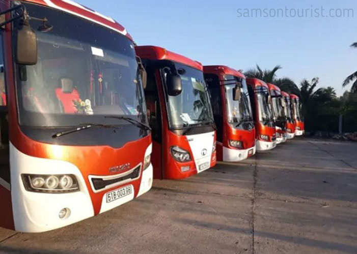 Xe khách phục vụ khách hàng của hãng Hải Phương