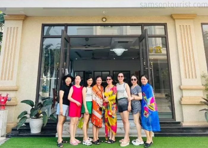 Du khách check in tại khách sạn Đại Dương Sầm Sơn