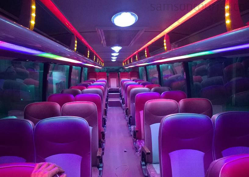 Không gian bên trong xe khách Sầm Sơn Yên Nghĩa của đơn vị Ngọc Hương
