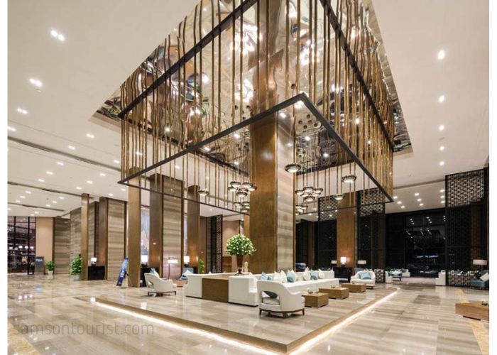 Một góc không gian hiện đại tại FLC Grand Hotel 4 Sao Sầm Sơn Có Bể Bơi