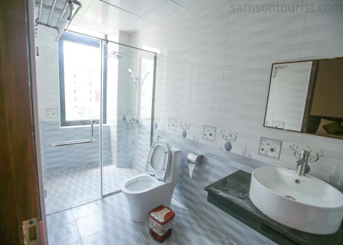 Khu vực vệ sinh cá nhân Khách Sạn Xanh Tốt FLC Sầm Sơn