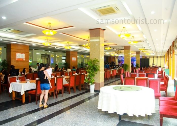 Nhà hàng ăn sức chứa lớn 