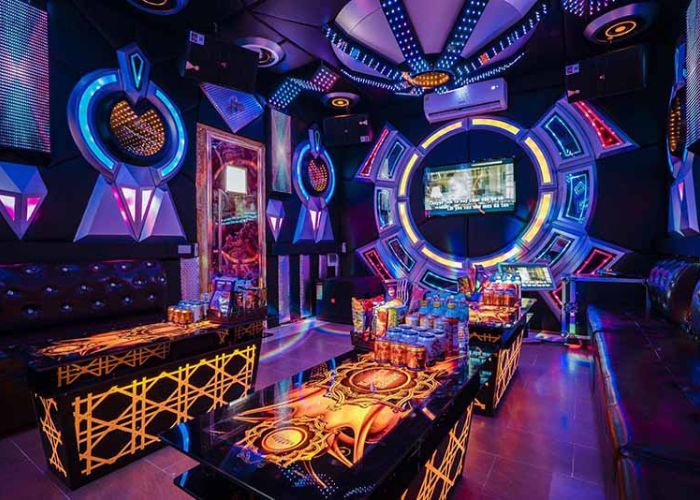 Phòng karaoke rộng rãi của khách sạn 4 Sao Sầm Sơn Có Bể Bơi