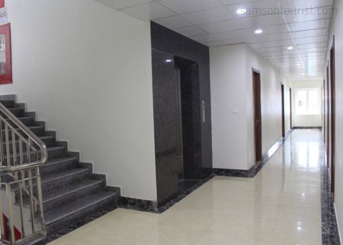 Thang máy hiện đại tại khách sạn Elena Sầm Sơn Thanh Hóa