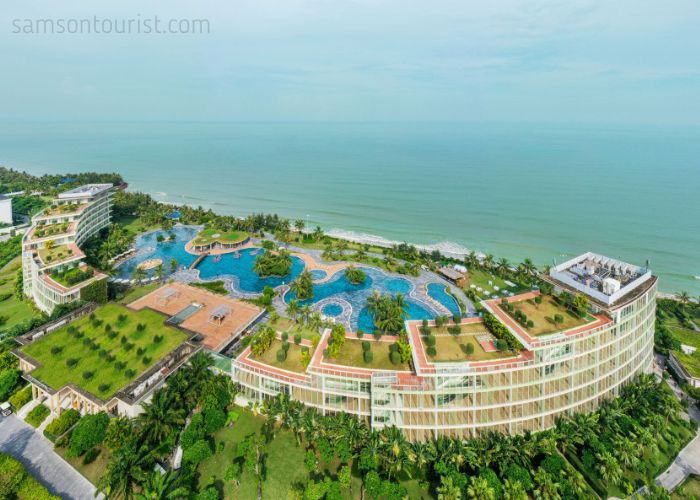 Toàn cảnh FLC Luxury Hotel Sầm Sơn 5 sao 